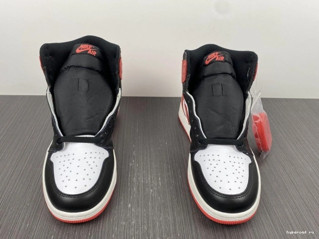 Air Jordan 555088-112 High 1 Track Retro Red 0802